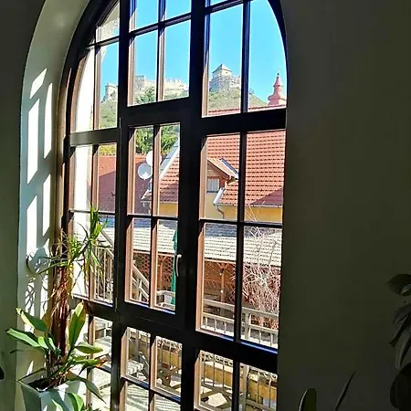 Kisfaludy Vendeghaz -suemeg- 3* Sümeg