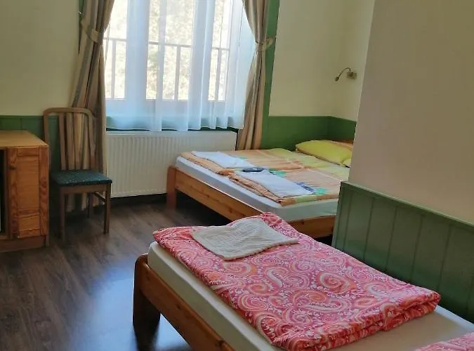 Kisfaludy -sümeg- 3*